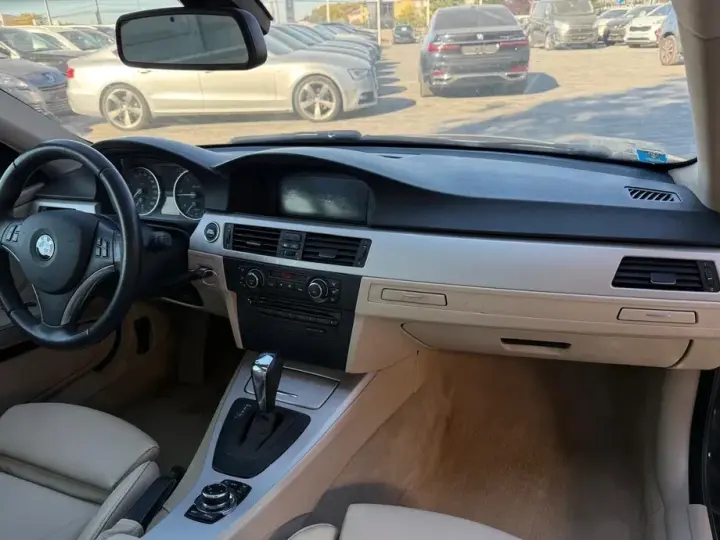 BMW Seria 3 E90/E91/E92/E93 320d Aut.