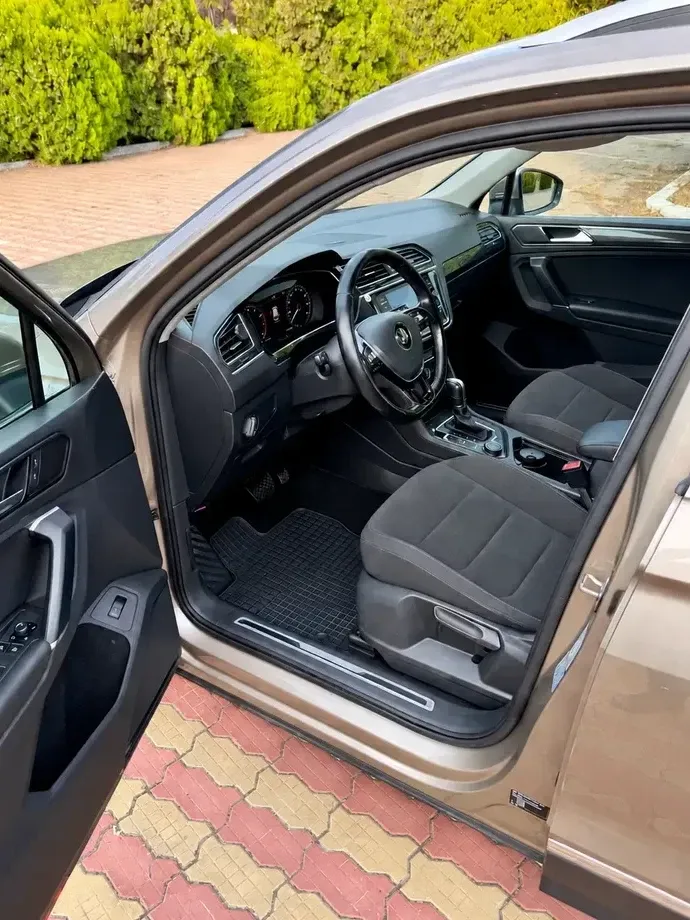 Volkswagen Tiguan II 2.0 TSI DSG 4Mot Highline — imagine 8