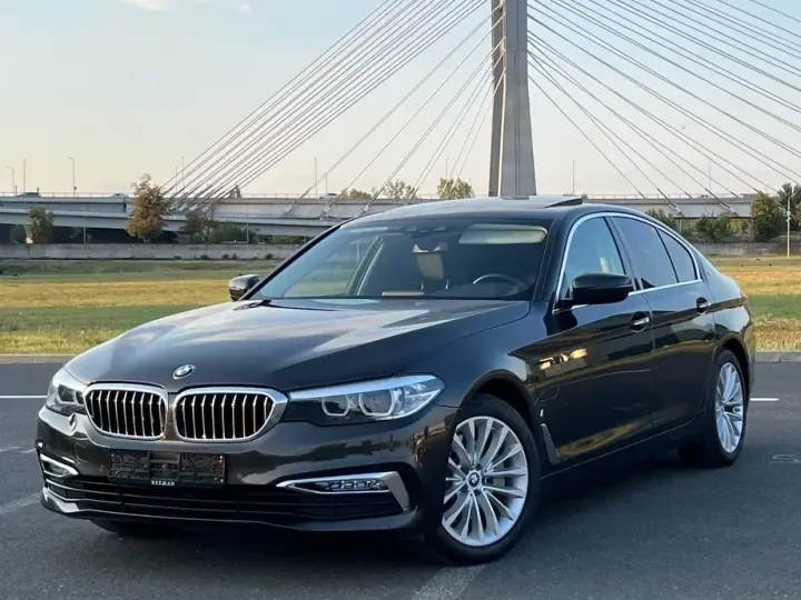 BMW Seria 5 G30/G31 530e AT PHEV