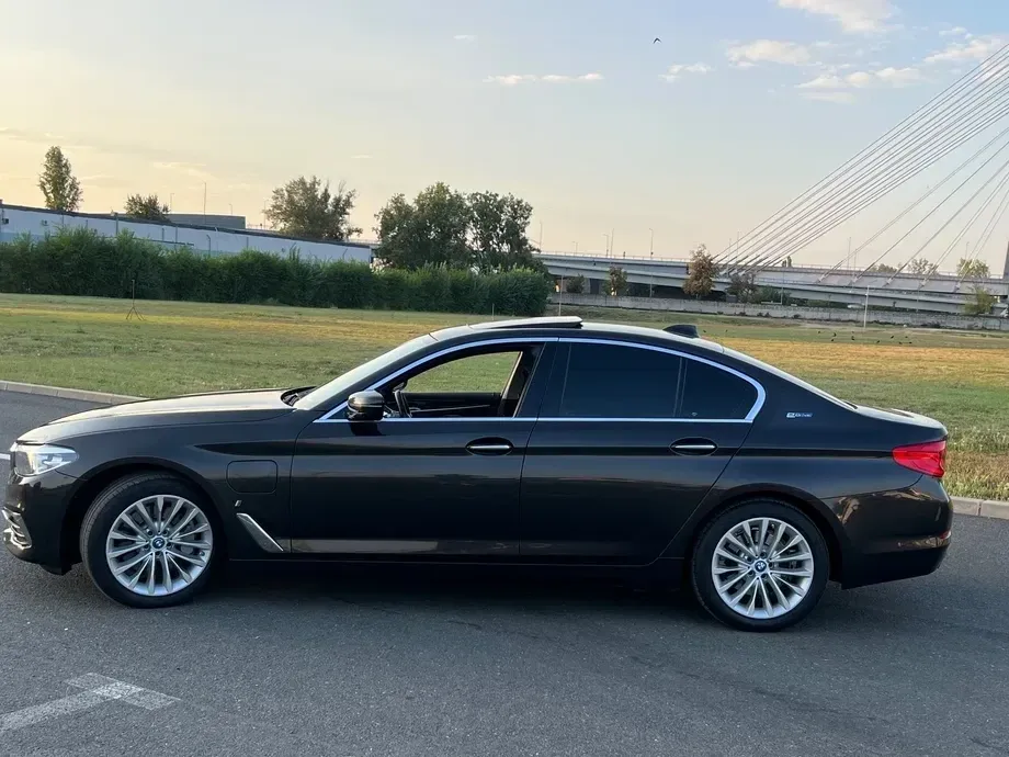 BMW Seria 5 G30/G31 530e AT PHEV — imagine 2