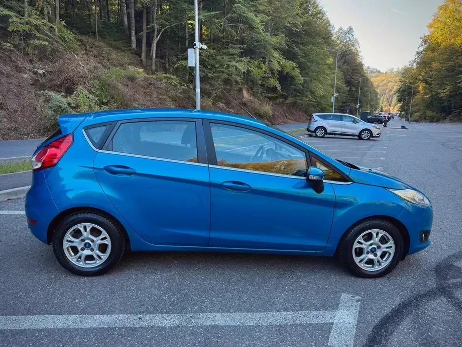 Ford Fiesta VII 1.6 TDCI SYNC Edition — imagine 7