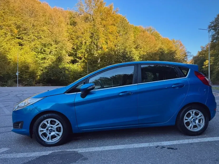 Ford Fiesta VII 1.6 TDCI SYNC Edition — imagine 3