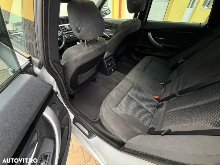 BMW Seria 3 F30/F31/F34 [2011 - 2019] 320d xDrive Sport-Aut.