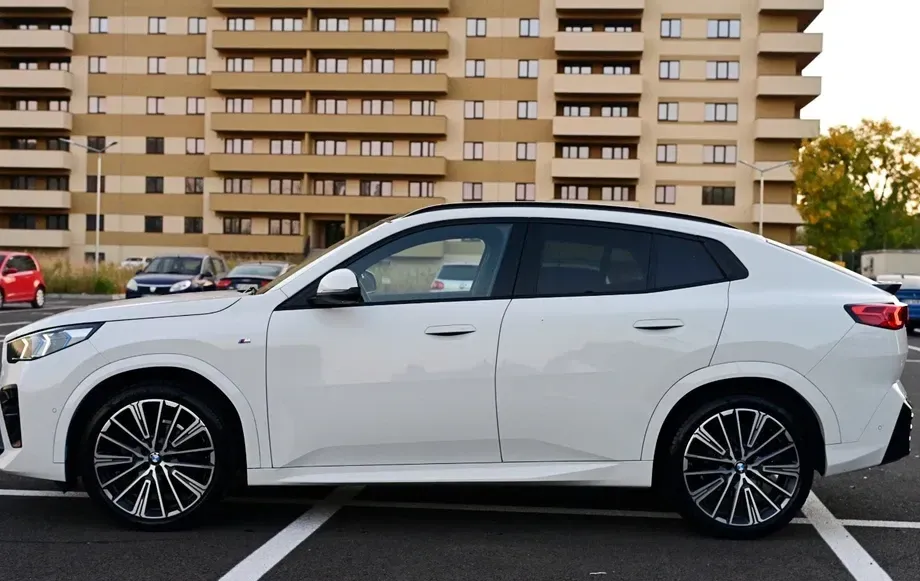 BMW X2 xDrive20d — imagine 3