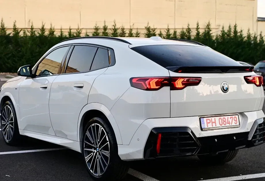 BMW X2 xDrive20d — imagine 2