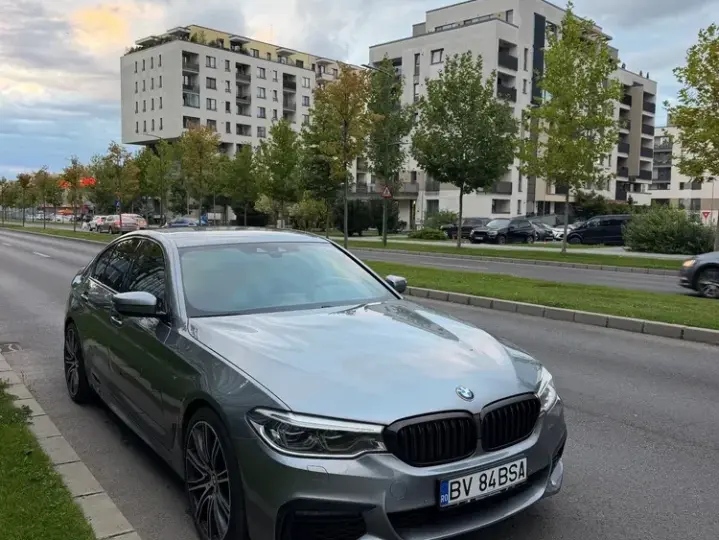 BMW Seria 5 G30/G31 [2017 - Prezent] 540d xDrive Aut. Sport Line