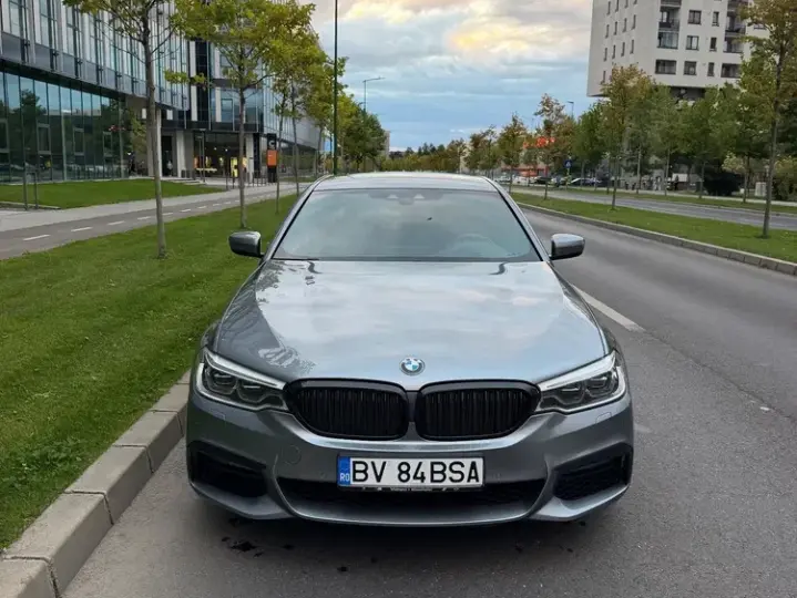 BMW Seria 5 G30/G31 [2017 - Prezent] 540d xDrive Aut. Sport Line