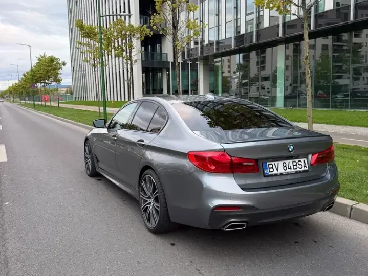 BMW Seria 5 G30/G31 [2017 - Prezent] 540d xDrive Aut. Sport Line