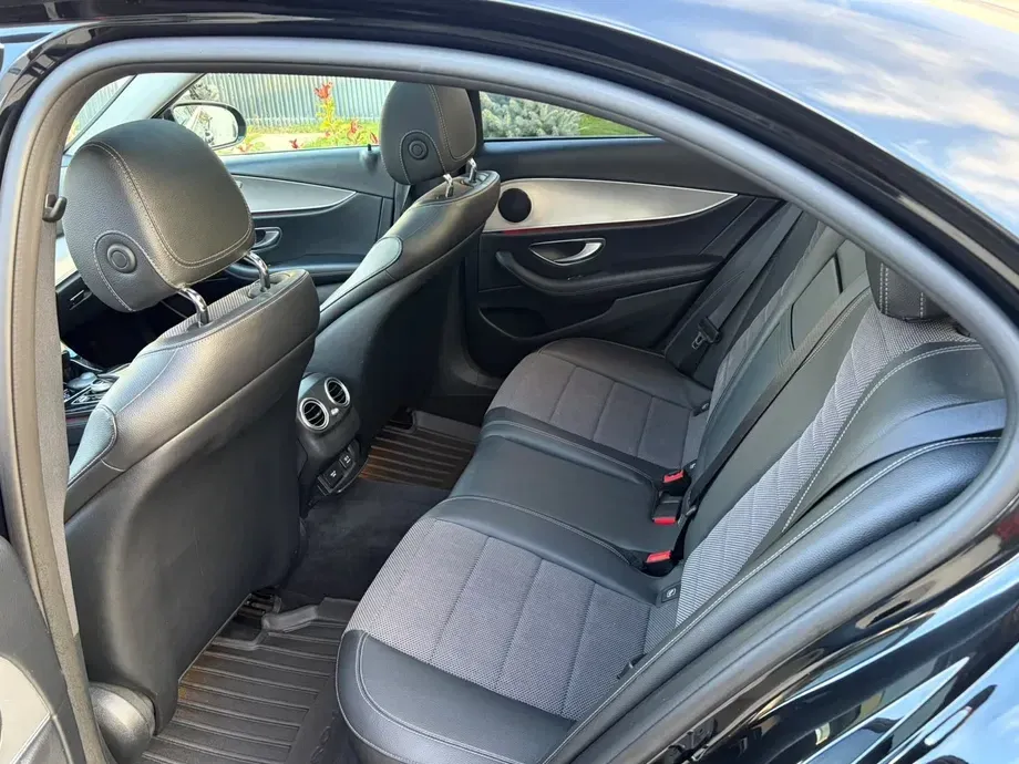 Mercedes-Benz E W213 220 d 4MATIC Aut. — imagine 8