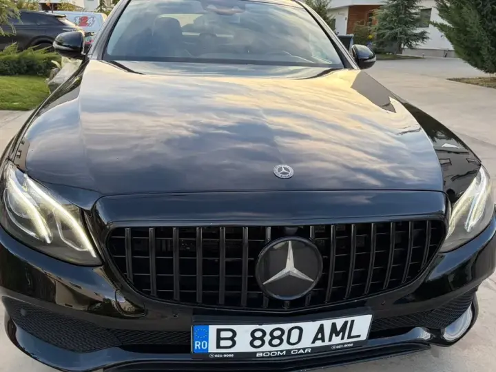 Mercedes-Benz E W213 220 d 4MATIC Aut.
