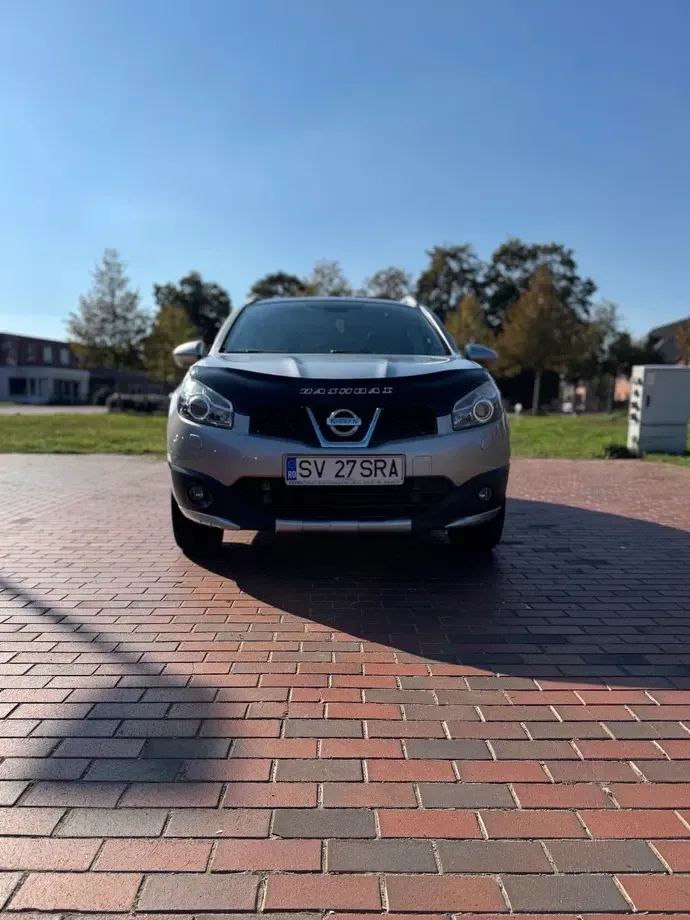 Nissan Qashqai 2.0 DCI DPF Tekna — imagine 3