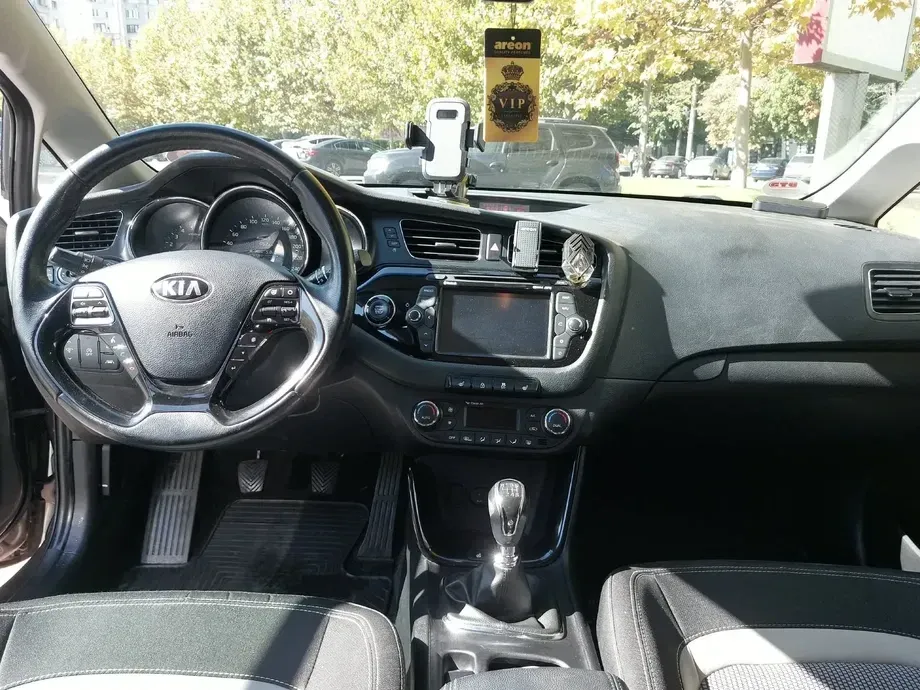 Kia Cee`d II — imagine 10