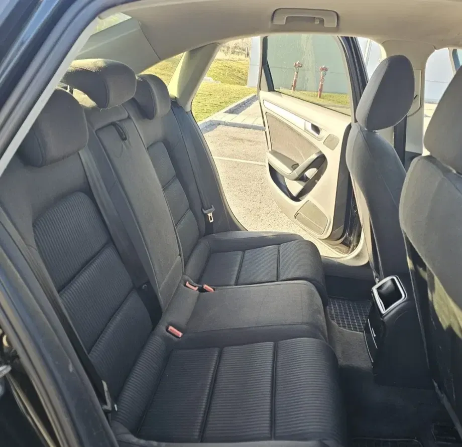 Audi A4 Limuzina B8 2.0 TDI B8 — imagine 7