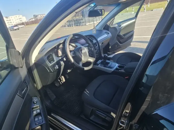 Audi A4 Limuzina B8 2.0 TDI B8