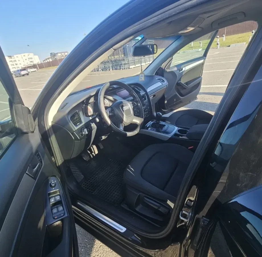 Audi A4 Limuzina B8 2.0 TDI B8 — imagine 2