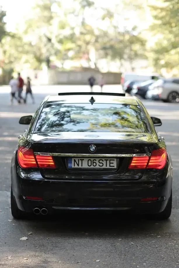 BMW Seria 7 730d Aut. — imagine 6