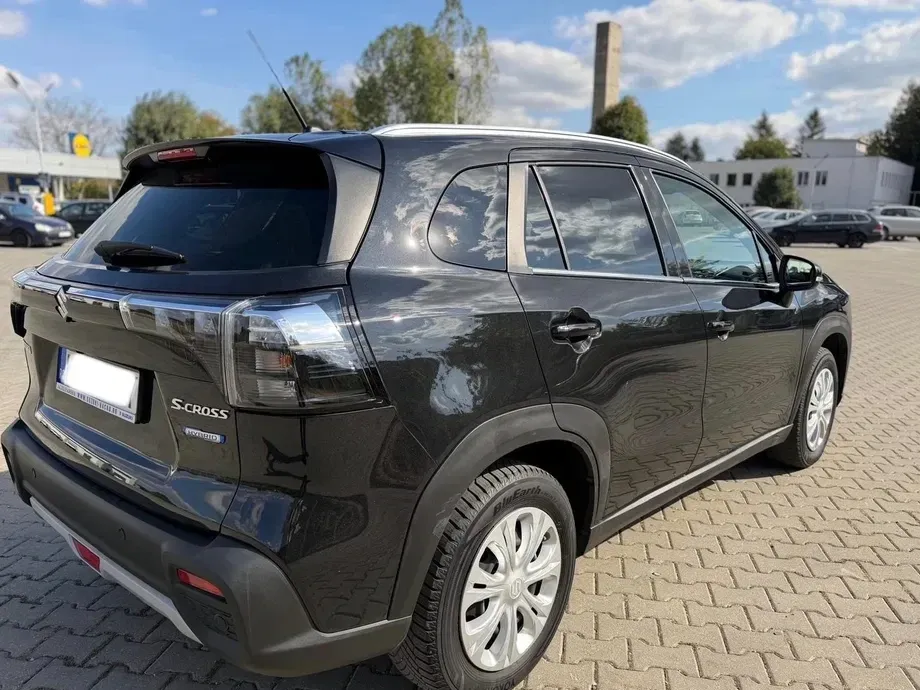 Suzuki S-Cross — imagine 2
