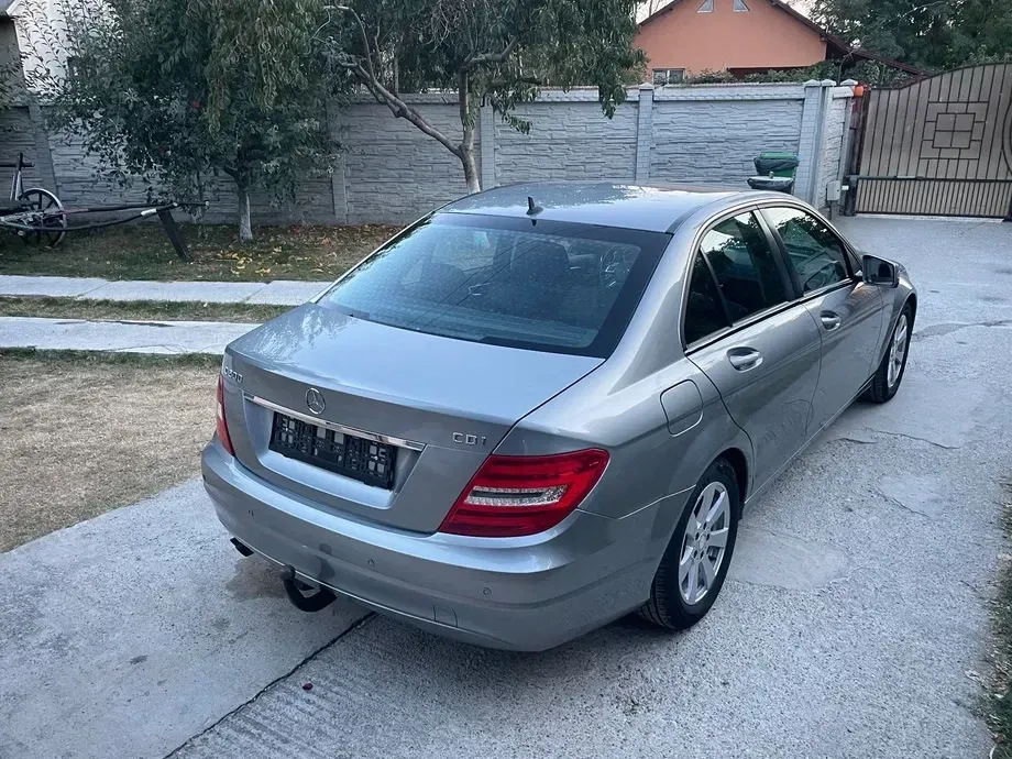 Mercedes-Benz C W204 — imagine 6