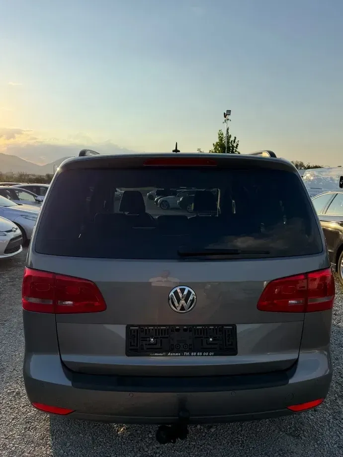 Volkswagen Touran — imagine 5