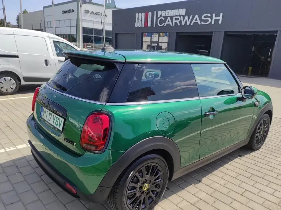 MINI Cooper SE Standard — imagine 6