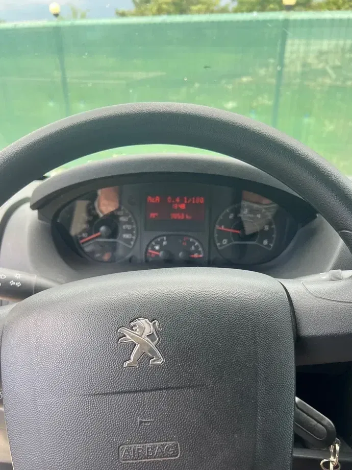 Peugeot Boxer — imagine 5