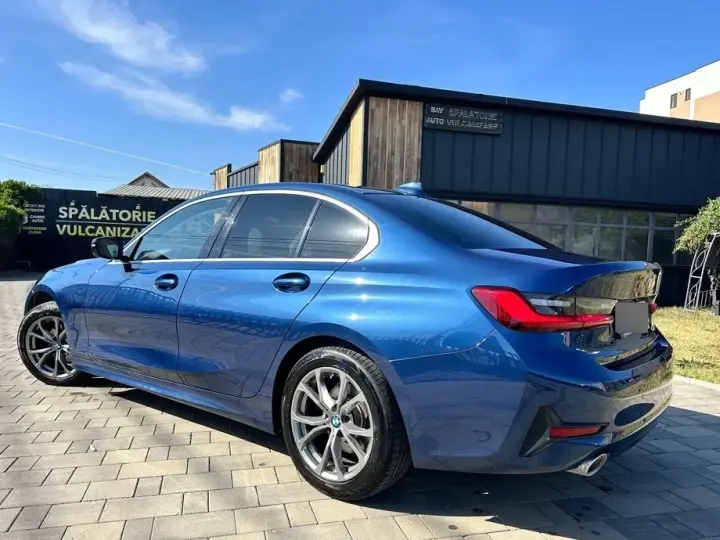 BMW Seria 3 G20/G21 318i Aut. Sport Line