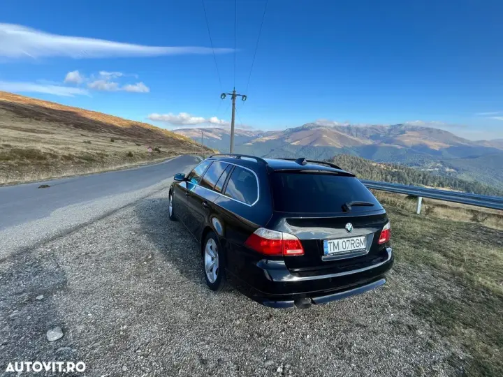 BMW Seria 5 E60/E61 [2003 - 2010] 520d Aut.