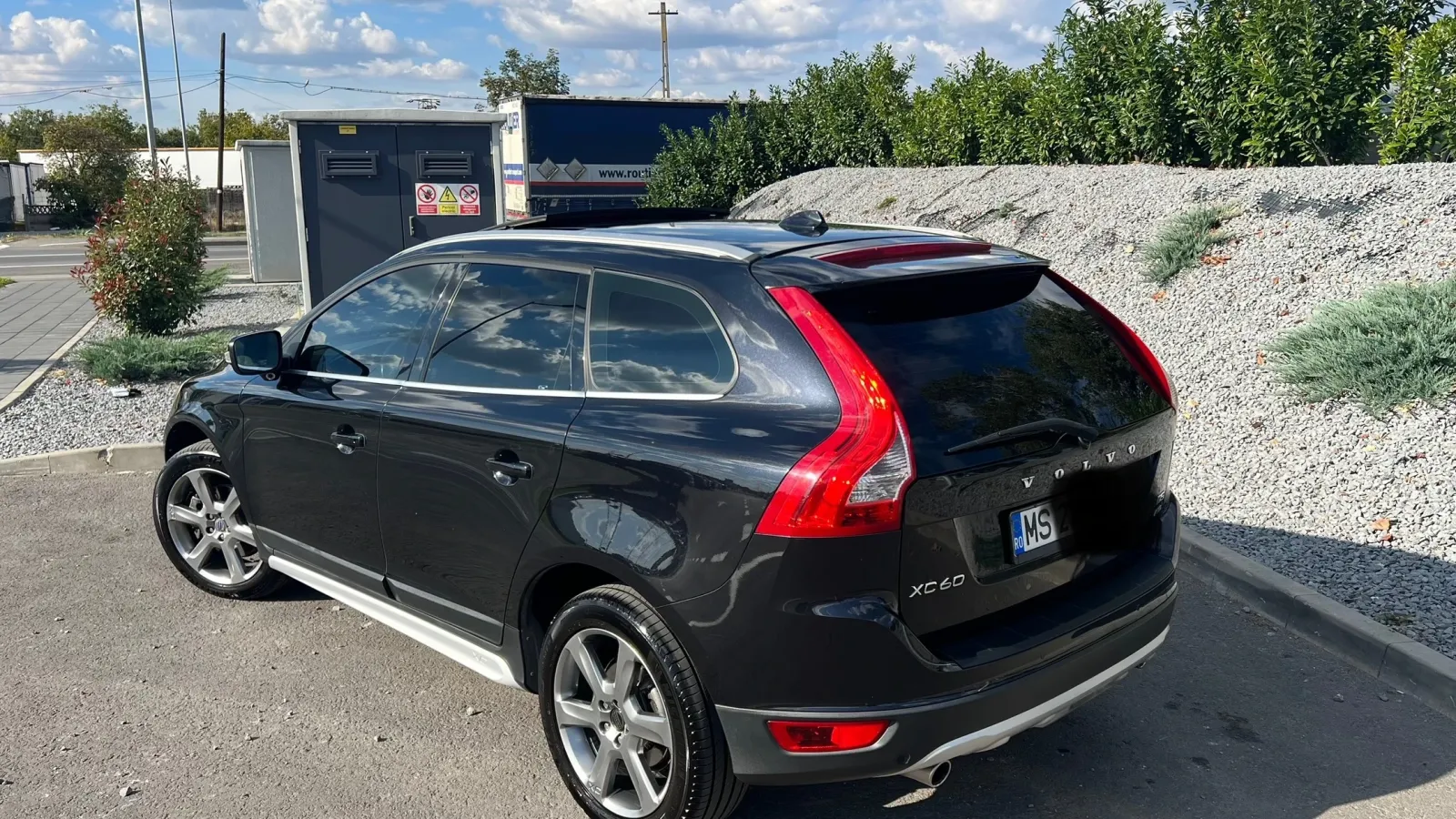 Volvo XC 60 I D5 AWD Rdesign — imagine 10