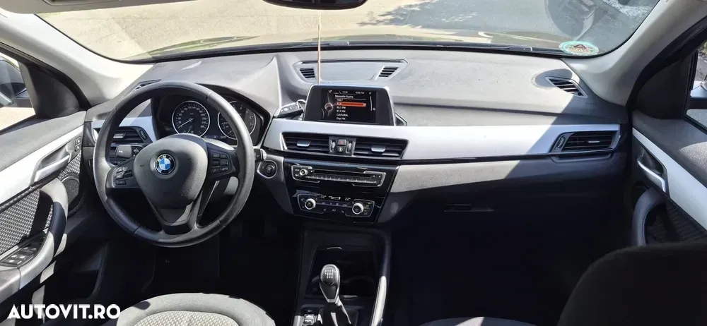 BMW X1 sDrive18i xLine — imagine 5