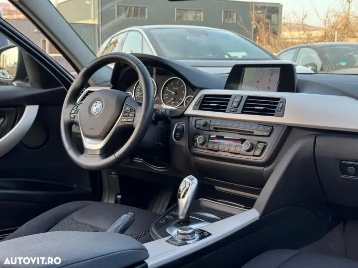 BMW Seria 3 F30/F31/F34 [2011 - 2019] 320d Aut.