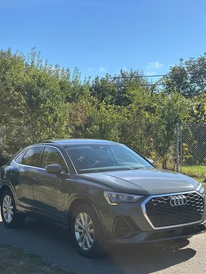 Audi Q3 F3 45 TFSIe S tronic — imagine 3