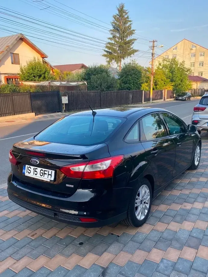 Ford Focus MK3 — imagine 4