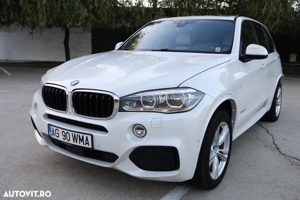 BMW X5 xDrive30d — imagine 5