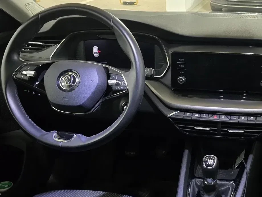 Škoda Octavia IV 1.5 TSI Ambition — imagine 9