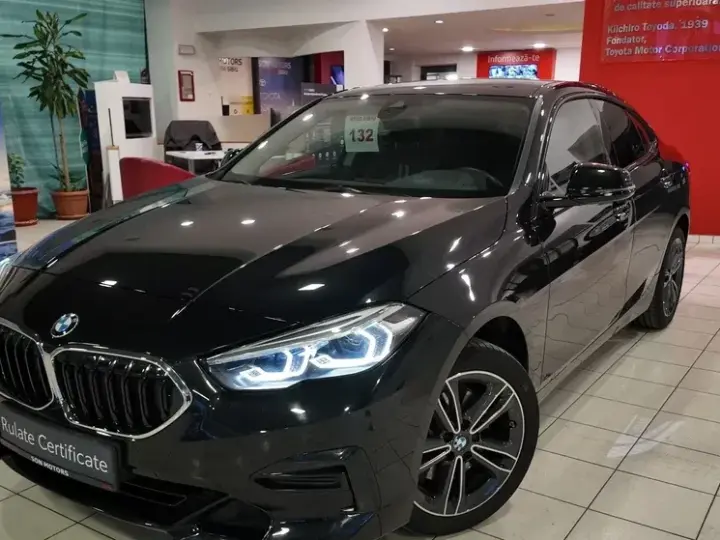 BMW Seria 2 218i Aut. Sport Line
