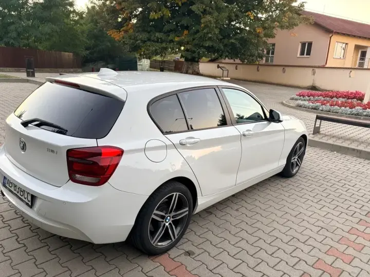 BMW Seria 1 F20/F21 116i