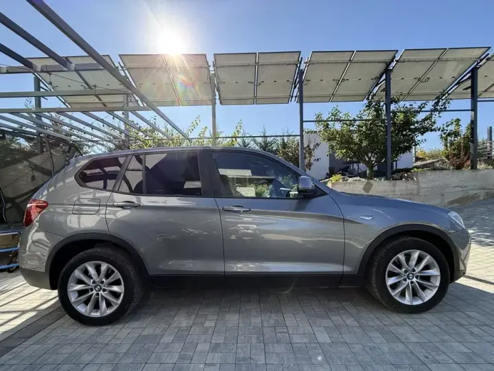 BMW X3 F25