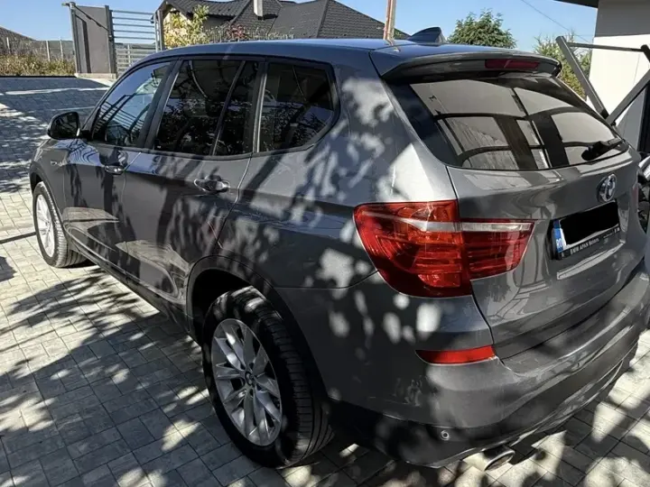 BMW X3 F25