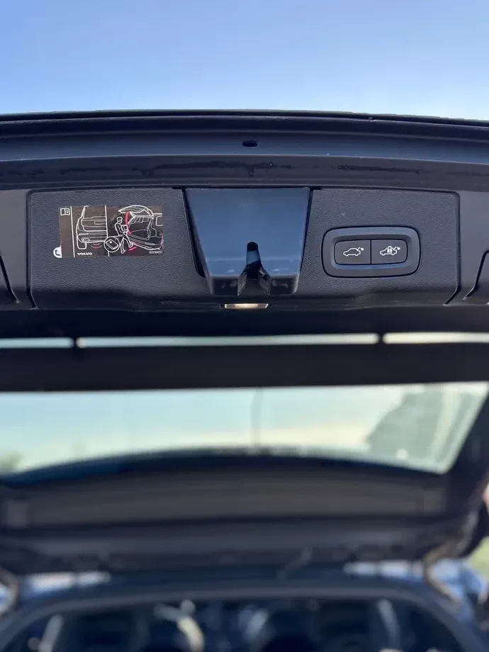 Volvo XC 60 II — imagine 8
