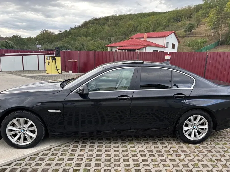 BMW Seria 5 F10/F11/F07 [2010 - 2017] 525d Aut. — imagine 4
