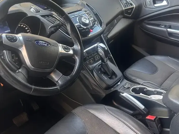Ford Kuga 2.0 TDCi Powershift 4WD Titanium