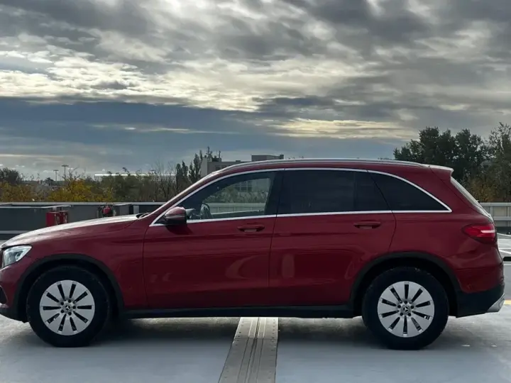 Mercedes-Benz GLC 220 d 4MATIC