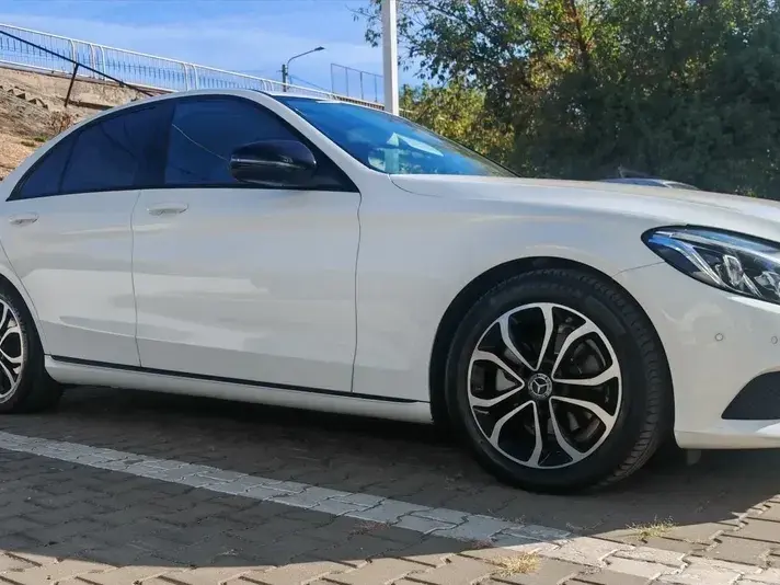 Mercedes-Benz C W205