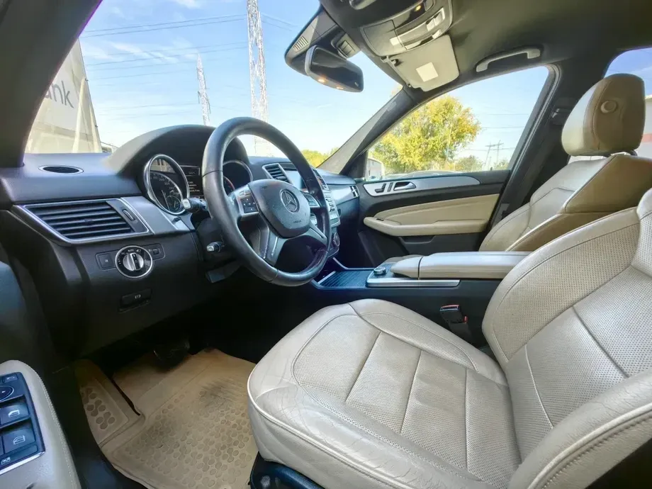 Mercedes-Benz ML 350 BlueTEC 4MATIC Aut — imagine 4