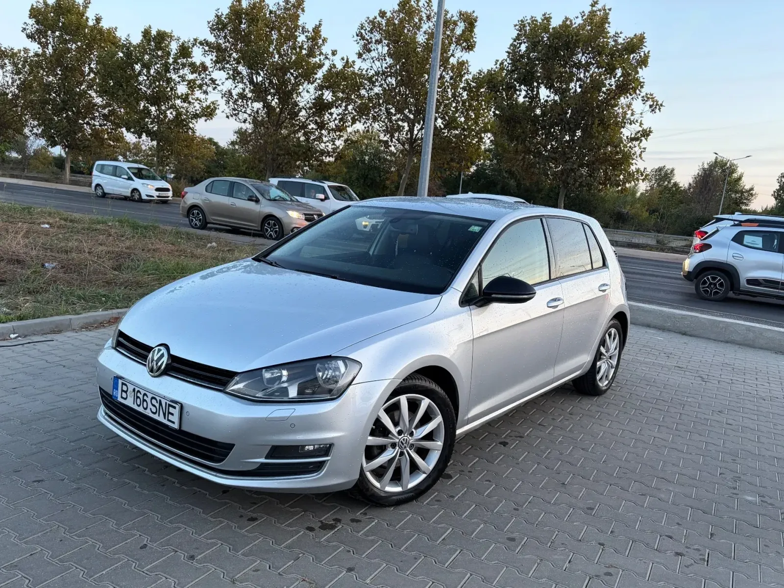 Volkswagen Golf VII — imagine 10