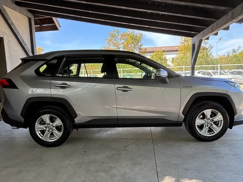 Toyota RAV4 V — imagine 6