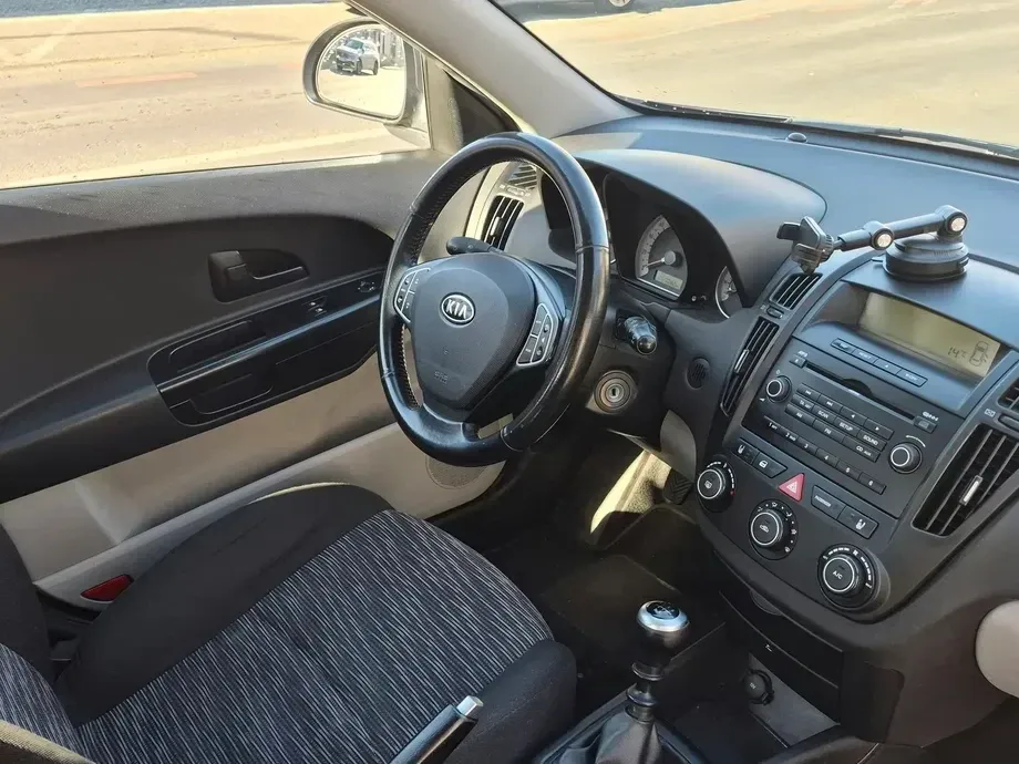 Kia Cee`d I — imagine 10