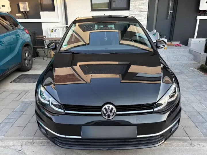 Volkswagen Golf VII