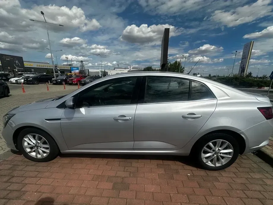 Renault Mégane IV — imagine 9