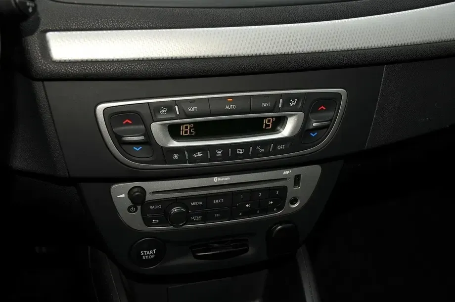 Renault Mégane III — imagine 7